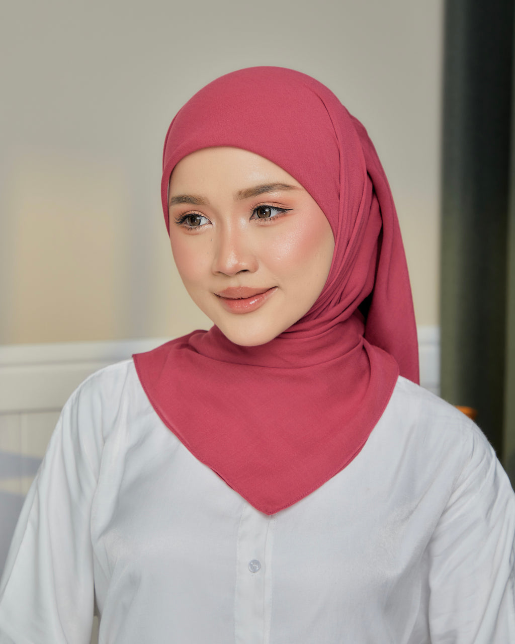 Hajra SQ in Cherry Lady