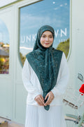 Suri in Bamboo Green