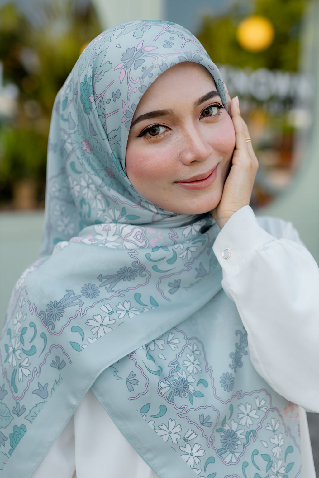 Suri in Arctic Blue