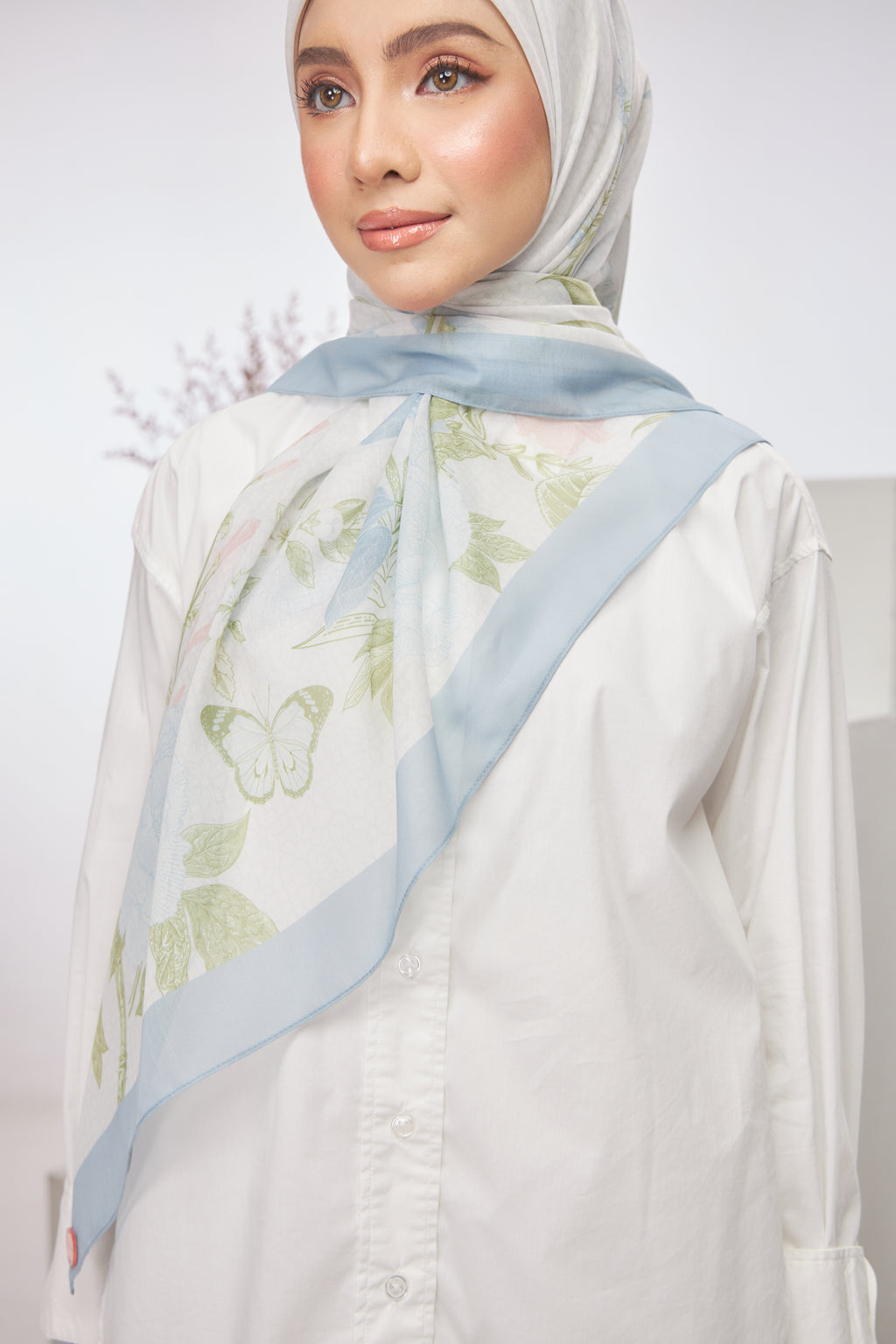 Lily in Pastel Blue